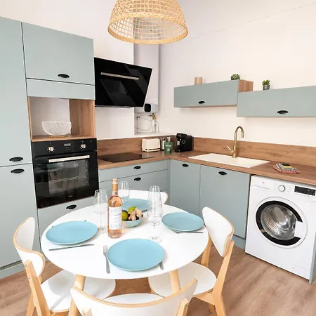 3 Centre Historique Apartamento Hyères